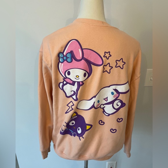 Women’s hello kitty sweatshirt - Picture 5 of 7